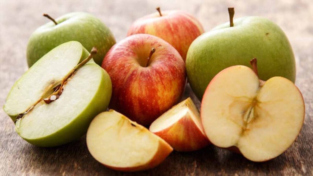 Sliced ​​apples for weight loss